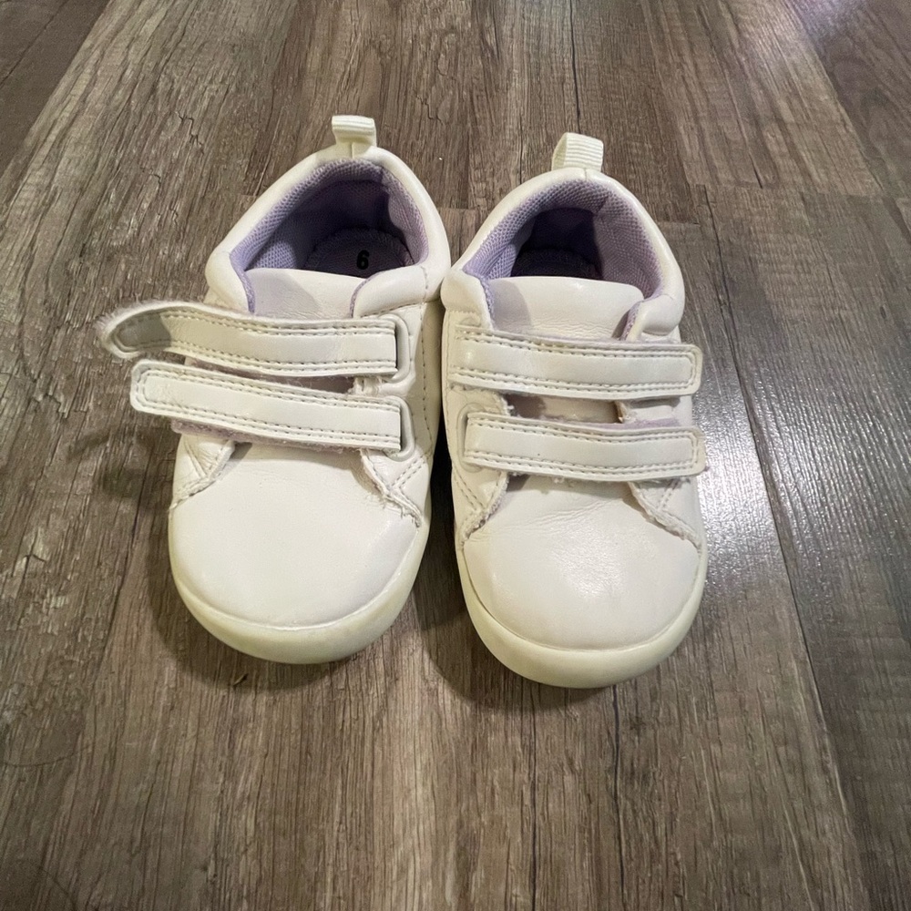 Wonder Nation Cream Kids Velcro Sneakers